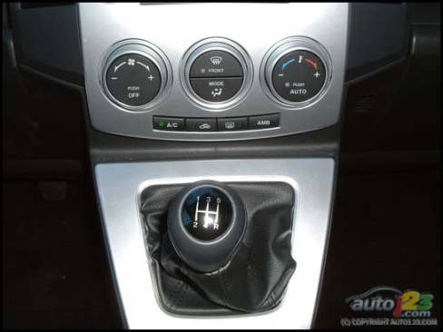 2007 Mazda5 GT (Photo: Rob Rothwell, Auto123.com)