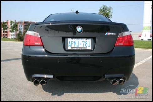 BMW M5 2006 (Photo: Amyot Bachand, Auto123.com)