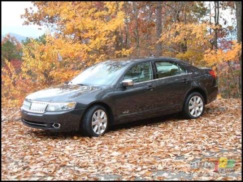 2007 Lincoln MKZ (Photo: Rob Rothwell)