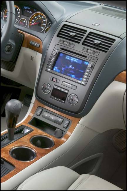 2007 Saturn Outlook (Photo: General Motors)