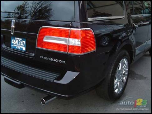 2007 Lincoln Navigator (Photo: Rob Rothwell)