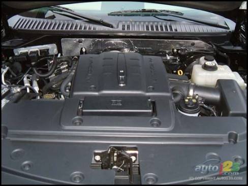 2007 Lincoln Navigator (Photo: Rob Rothwell)