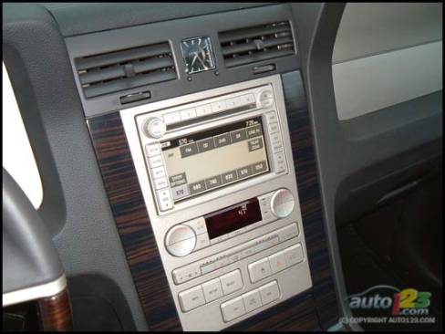 2007 Lincoln Navigator (Photo: Rob Rothwell)