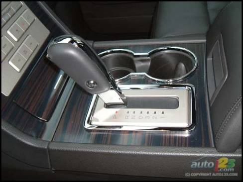 2007 Lincoln Navigator (Photo: Rob Rothwell)