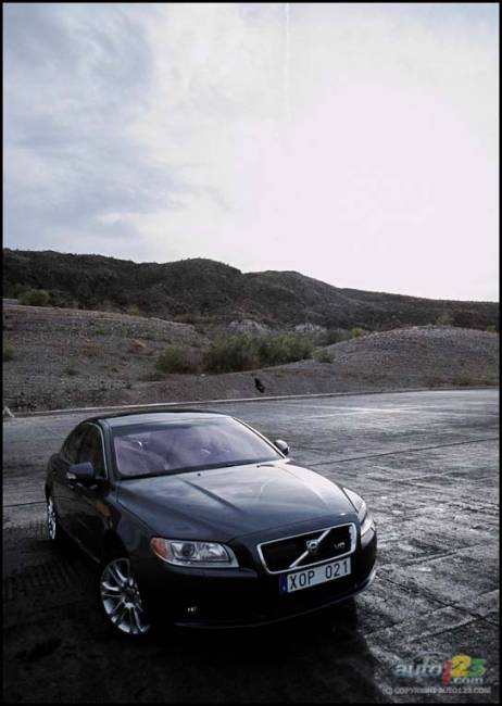 2007 Volvo S80 (Photo: Mark Hacking)