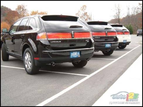 2007 Lincoln MKX (Photo: Rob Rothwell)