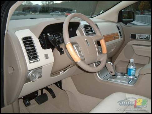 2007 Lincoln MKX (Photo: Rob Rothwell)