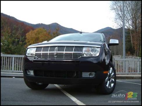 2007 Lincoln MKX (Photo: Rob Rothwell)