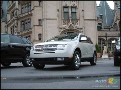 2007 Lincoln MKX (Photo: Rob Rothwell)