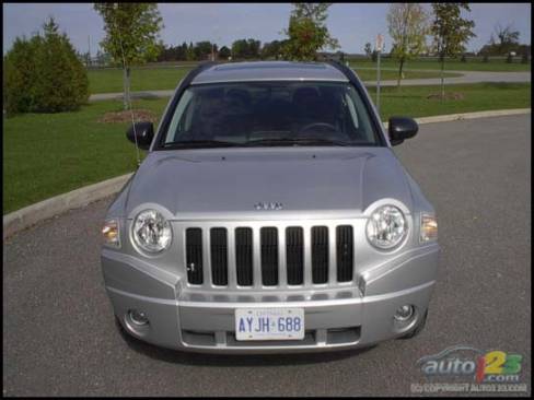 2007 Jeep Compass Limited (Photo: Kevin Corrigan, Auto123.com)