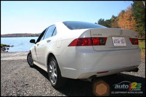 2006 Acura TSX (Photo: Justin Pritchard, Auto123.com)