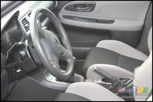 2006 Subaru WRX (Photo: Justin Pritchard, Auto123.com)