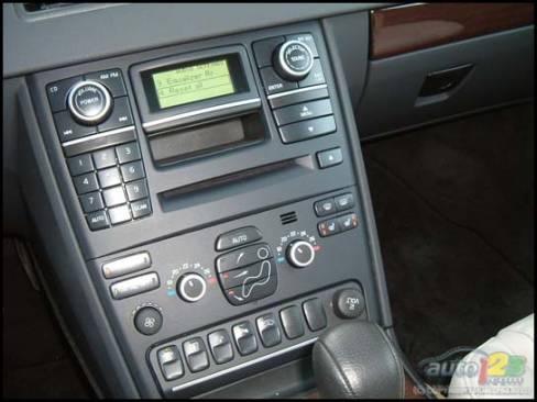 2007 Volvo XC90 3.2 (Photo: Rob Rothwell, Auto123.com)