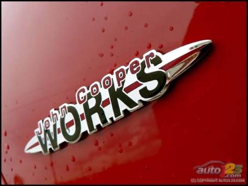 2006 Mini Cooper S John Cooper Works Competition Package (Photo: John Leblanc, Auto123.com)