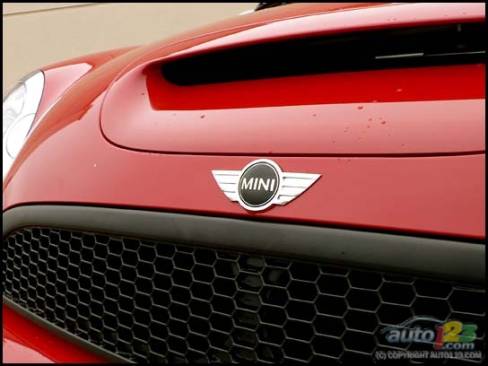 2006 Mini Cooper S John Cooper Works Competition Package (Photo: John Leblanc, Auto123.com)