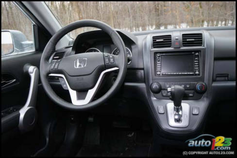 2007 Honda CR-V EX-L Navi (Photo: Philippe Champoux, Auto123.com)