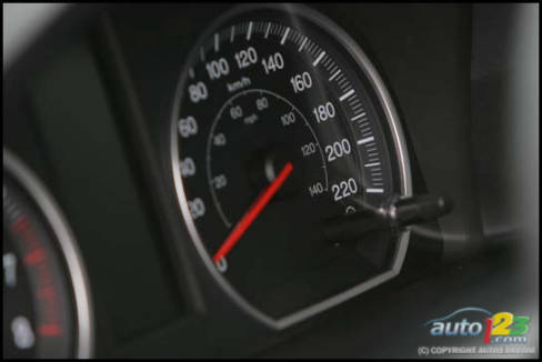 2007 Honda CR-V EX-L Navi (Photo: Philippe Champoux, Auto123.com)
