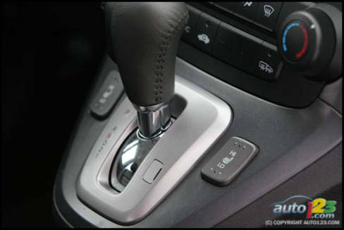 2007 Honda CR-V EX-L Navi (Photo: Philippe Champoux, Auto123.com)