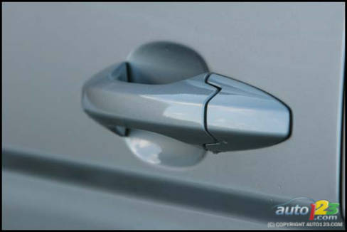 2007 Honda CR-V EX-L Navi (Photo: Philippe Champoux, Auto123.com)