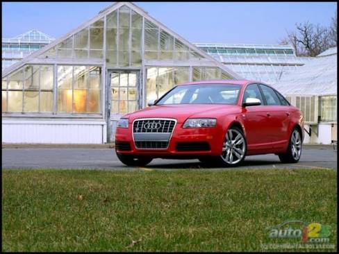 2007 Audi S6 (Photo: John LeBlanc, Auto123.com)