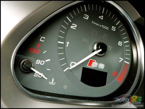 2007 Audi S6 (Photo: John LeBlanc, Auto123.com)