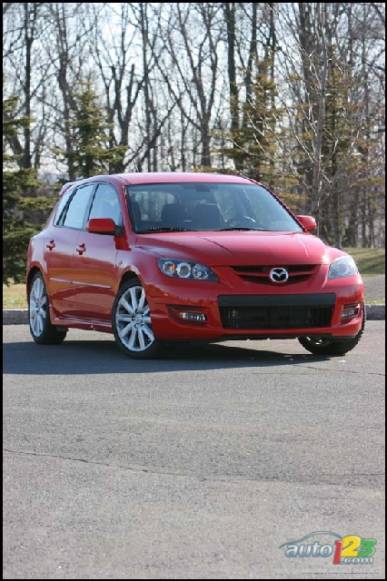2007 Mazdaspeed3 (Photo: Philippe Champoux, Auto123.com)