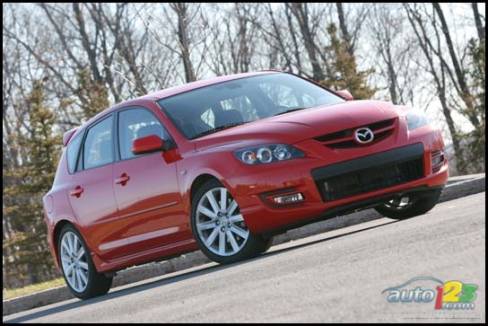 2007 Mazdaspeed3 (Photo: Philippe Champoux, Auto123.com)
