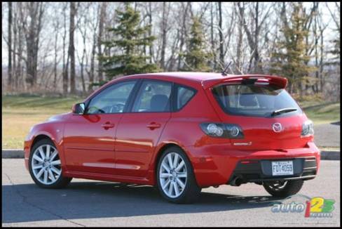 2007 Mazdaspeed3 (Photo: Philippe Champoux, Auto123.com)
