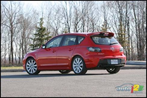 2007 Mazdaspeed3 (Photo: Philippe Champoux, Auto123.com)
