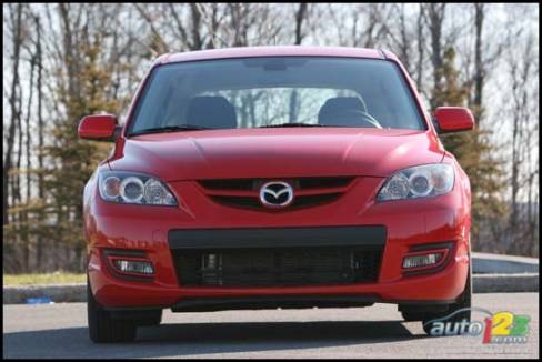 2007 Mazdaspeed3 (Photo: Philippe Champoux, Auto123.com)