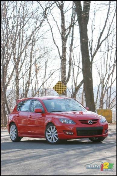 2007 Mazdaspeed3 (Photo: Philippe Champoux, Auto123.com)