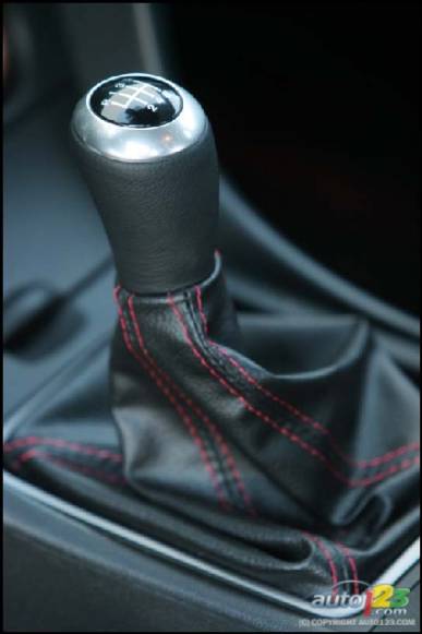 2007 Mazdaspeed3 (Photo: Philippe Champoux, Auto123.com)