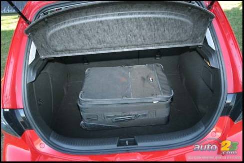 2007 Mazdaspeed3 (Photo: Philippe Champoux, Auto123.com)