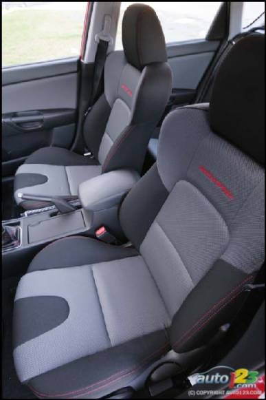 2007 Mazdaspeed3 (Photo: Philippe Champoux, Auto123.com)