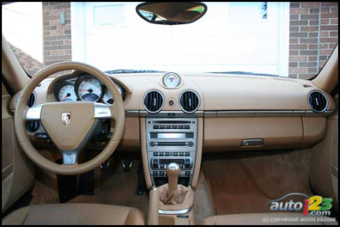 Porsche Cayman 2006 (Photo: Amyot Bachand, Auto123.com)