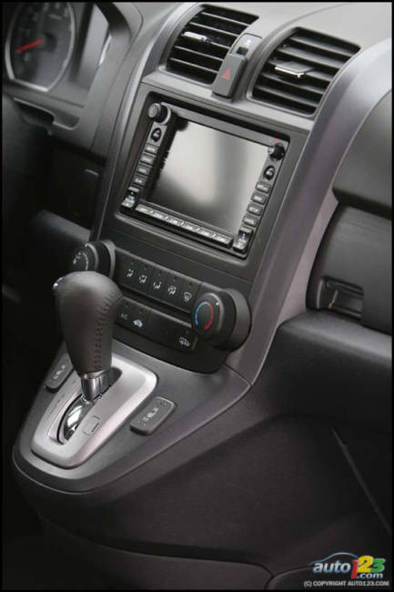2007 Honda CR-V EX-L Navi (Photo: Philippe Champoux, Auto123.com)