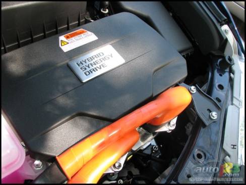 Toyota Camry hybride 2007 (Photo: Michel Deslauriers, Auto123.com)