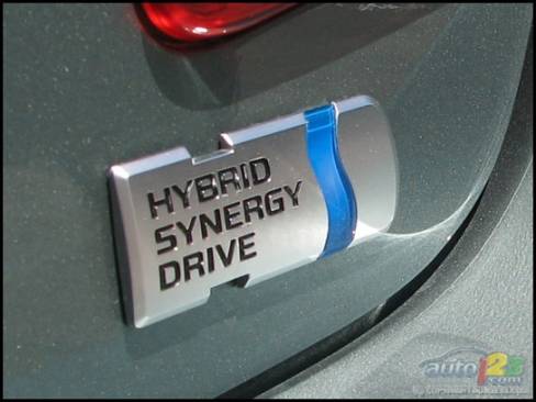 Toyota Camry hybride 2007 (Photo: Michel Deslauriers, Auto123.com)