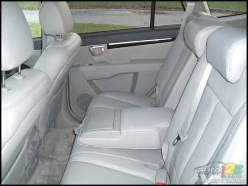 2007 Hyundai Santa Fe GLS (Photo: Rob Rothwell, Auto123.com)