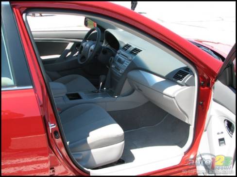 Toyota Camry hybride 2007 (Photo: Michel Deslauriers, Auto123.com)