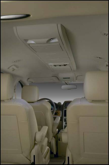 2008 Chrysler Town & Country (Photo: DaimlerChrysler)