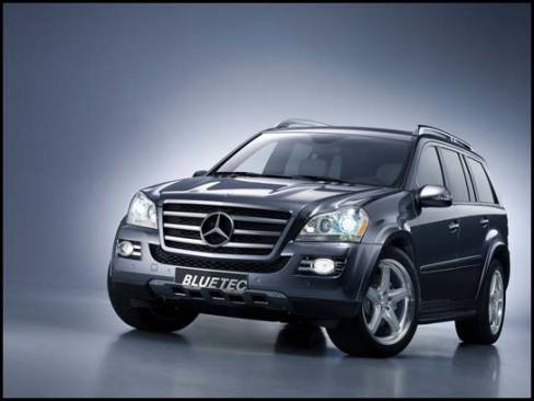 2007 Mercedes-Benz GL420 BLUETEC (Photo: Mercedes-Benz)