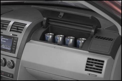 2008 Dodge Avenger (Photo: DaimlerChrysler)