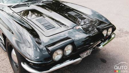 Steve Stone's 1963 Chevrolet Corvette, hood