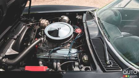 Steve Stone's 1963 Chevrolet Corvette, engine