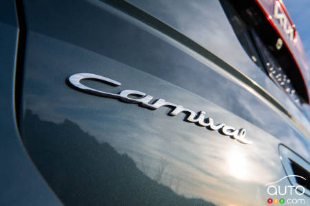 2022 Kia Carnival, nameplate