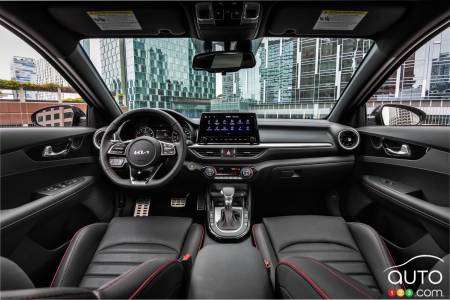 2022 Kia Forte, interior