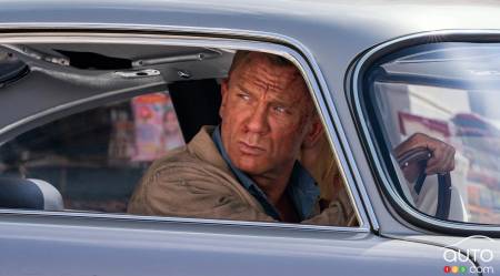 Daniel Craig, still unhappy