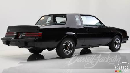 Buick Grand National 1987, trois-quarts arrière