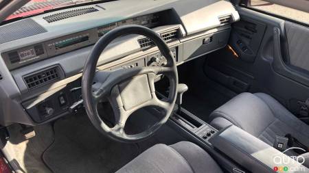 The 1990 Pontiac 6000,  steering wheel, dashboard